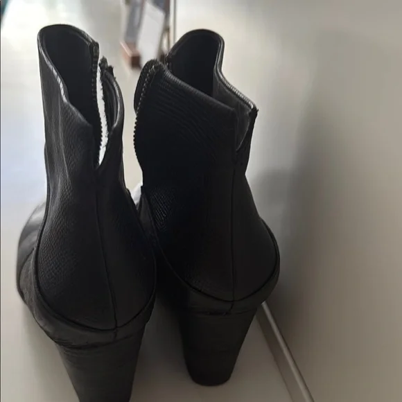 OTBT Black Leather Booties - Picture 3 of 6